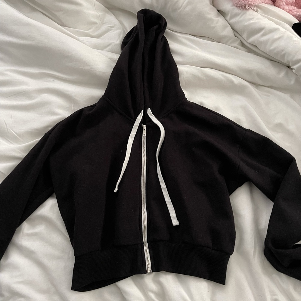 Cropped black hoodie